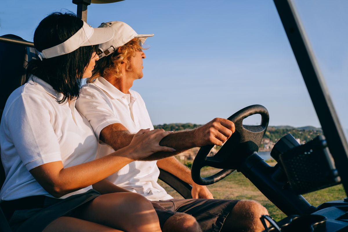 Choosing a Golf Cart for Aging Parents