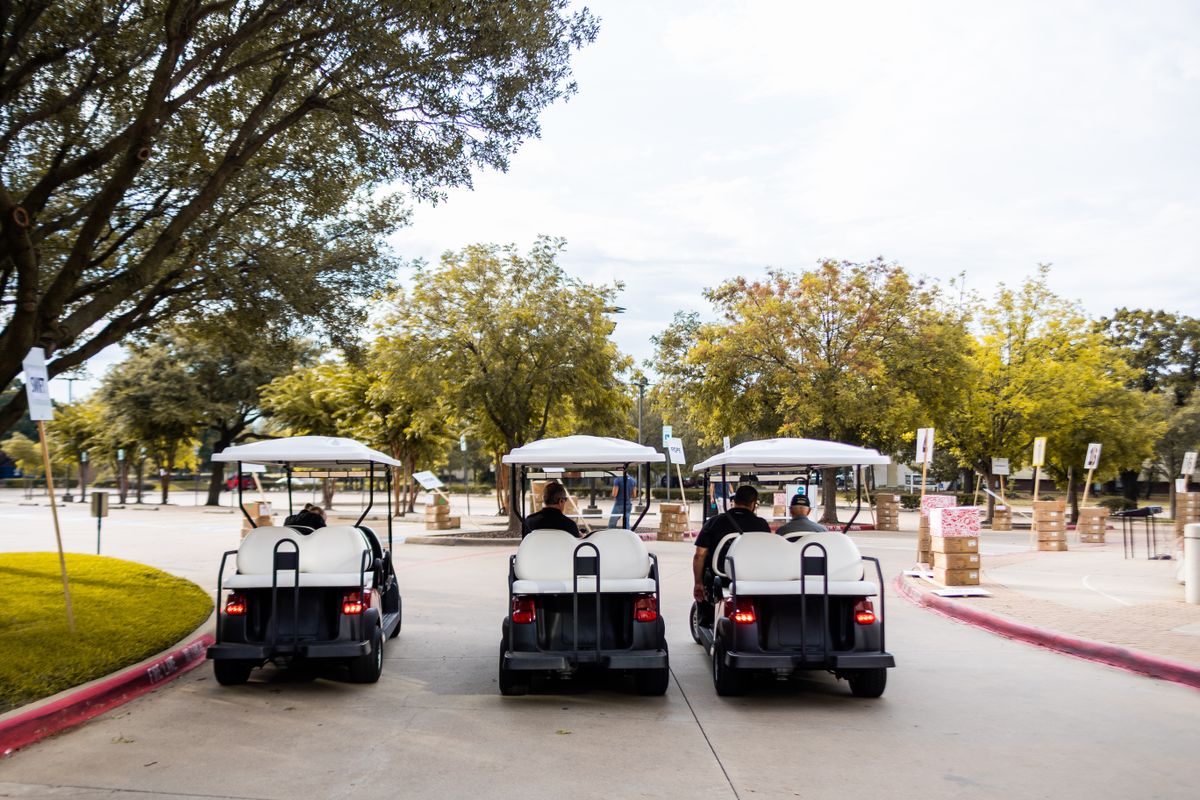 Best Time to Buy a Golf Cart in FL
