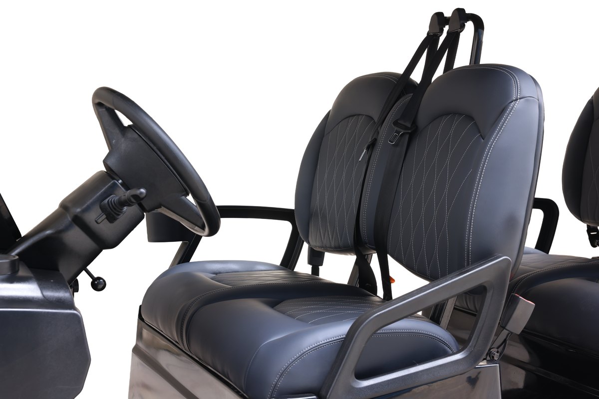 TEKO Trophy Plus front seats